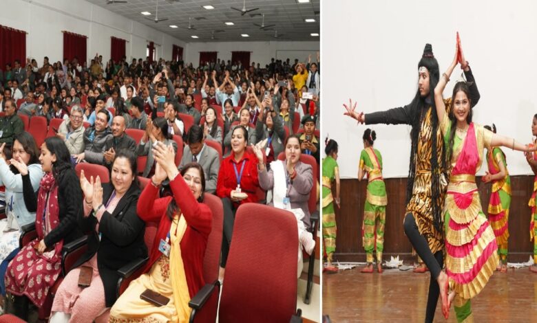 SGRRU में कला संस्कृति और सुर संगीत की गूंजी सुर लहरियां SGRRU में कला संस्कृति और सुर संगीत की गूंजी सुर लहरियां