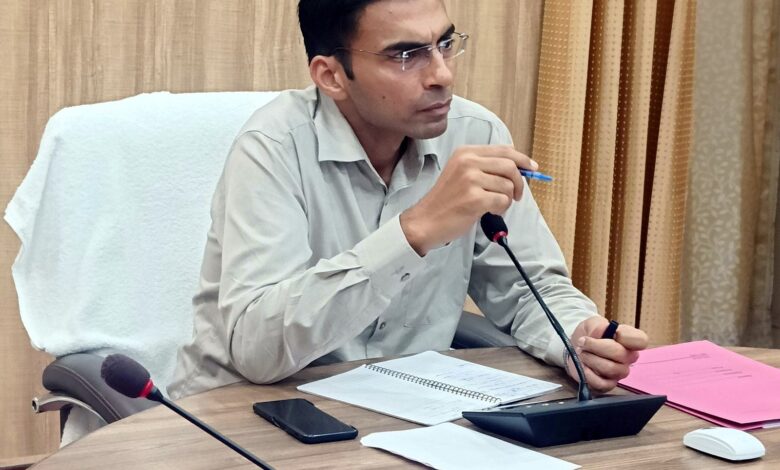 जिलाधिकारी करेंगे बहुउद्देशीय शिविर में प्रतिभाग जिलाधिकारी करेंगे बहुउद्देशीय शिविर में प्रतिभाग