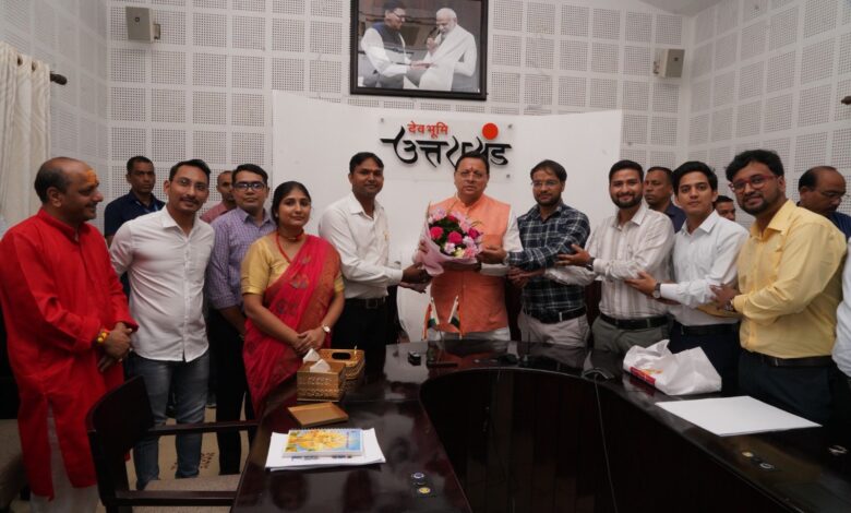 उत्तराखंड प्रांतीय सिविल सेवा- 2021 में चयनित अभ्यर्थियों ने किया मुख्यमंत्री का धन्यवाद ज्ञापित उत्तराखंड प्रांतीय सिविल सेवा- 2021 में चयनित अभ्यर्थियों ने किया मुख्यमंत्री का धन्यवाद ज्ञापित