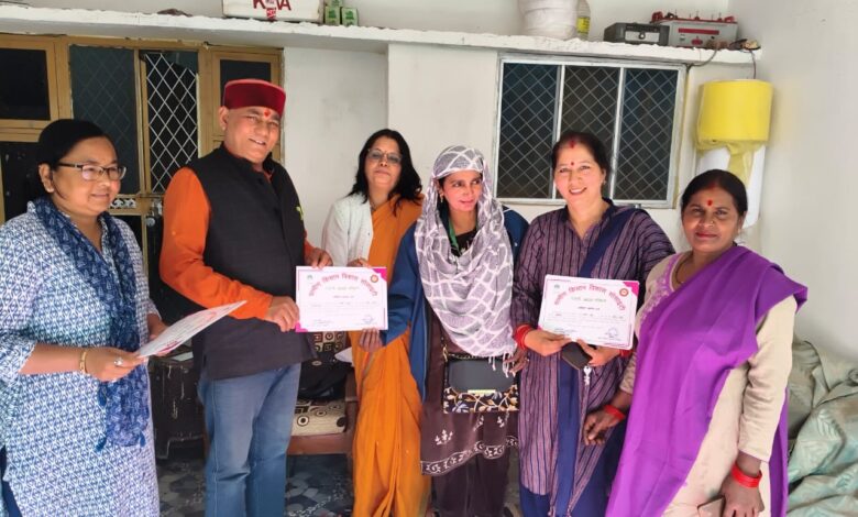 स्वरोजगार अपनाकर सामाजिक- आर्थिक रूप से सशक्त बने महिलाएं – हेमलता सती स्वरोजगार अपनाकर सामाजिक- आर्थिक रूप से सशक्त बने महिलाएं – हेमलता सती