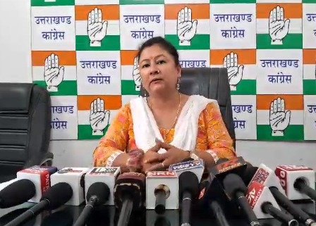 कांग्रेस नेत्री ने संसदीय कार्य मंत्री को लिया आढ़े हाथों